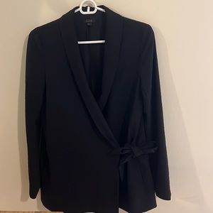 COS Black Wrap size 4